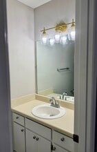 304 Hillsboro Ln in Helena, AL - Building Photo - Building Photo