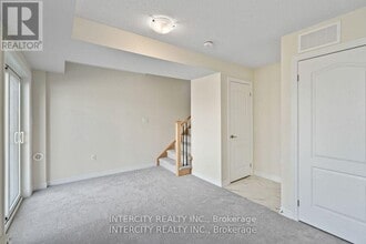 127 Senay Cir in Clarington, ON - Building Photo - Building Photo