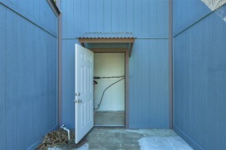 26 Harbour Row Dr in Coldspring, TX - Building Photo - Building Photo