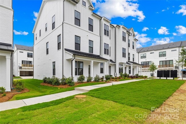 property at 5018 Layman Dr