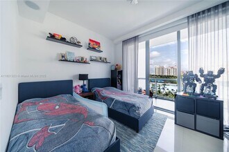 3250 NE 188th St, Unit 606 in Aventura, FL - Building Photo - Building Photo