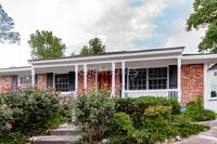 1422 Springfield Cir