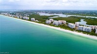 261 Barefoot Beach Blvd in Bonita Springs, FL - Foto de edificio - Building Photo