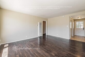 15007 Florwood Ave in Hawthorne, CA - Building Photo - Building Photo