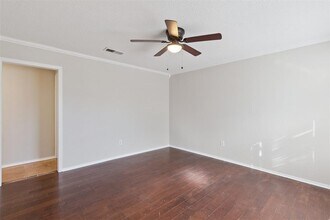 645 Redstone Ave in Edmond, OK - Building Photo - Building Photo