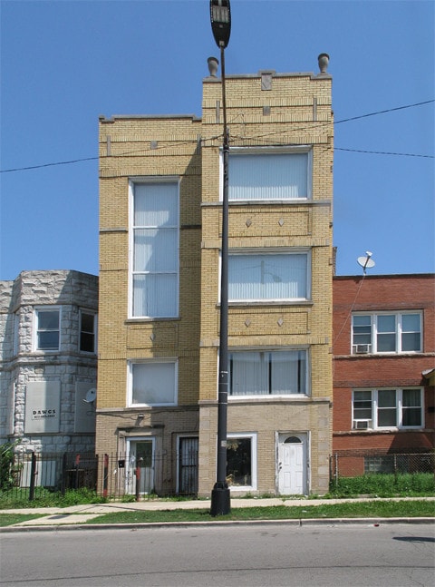 West Garfield Chicago 3 unit Income Bldg in Chicago, IL - Building Photo - Other