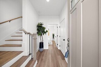 835 Elkhart St in Houston, TX - Building Photo - Building Photo