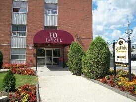 10 Jayzel Drive in Toronto, ON - Building Photo