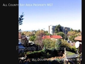 2011 Crosby Ave in Oakland, CA - Building Photo - Building Photo