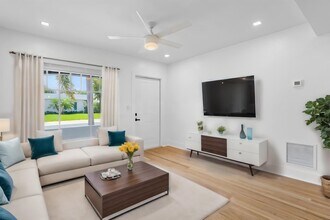 401 NE 2nd Ave in Delray Beach, FL - Building Photo - Building Photo