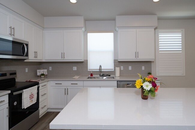 455 Meyer Pl in Upland, CA - Building Photo - Building Photo