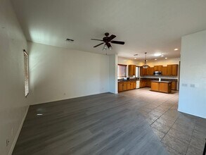 635 W Longhorn Dr in Chandler, AZ - Building Photo - Building Photo