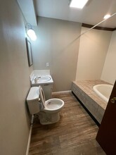 2406 Georgia St-Unit -2406 Georgia Street APT B in Louisiana, MO - Building Photo - Building Photo