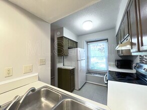 2206 Alpine Rd in Durham, NC - Building Photo - Building Photo