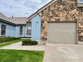 2 W Ridge Ct in Battlement Mesa, CO - Building Photo - Building Photo