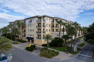 Pier Point Condos in Jacksonville Beach, FL - Building Photo - Building Photo