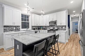 205 Carteret Ave in Seaside Heights, NJ - Building Photo - Building Photo