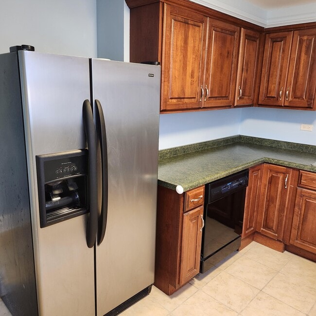 1537 Homestead Rd, Unit Top floor