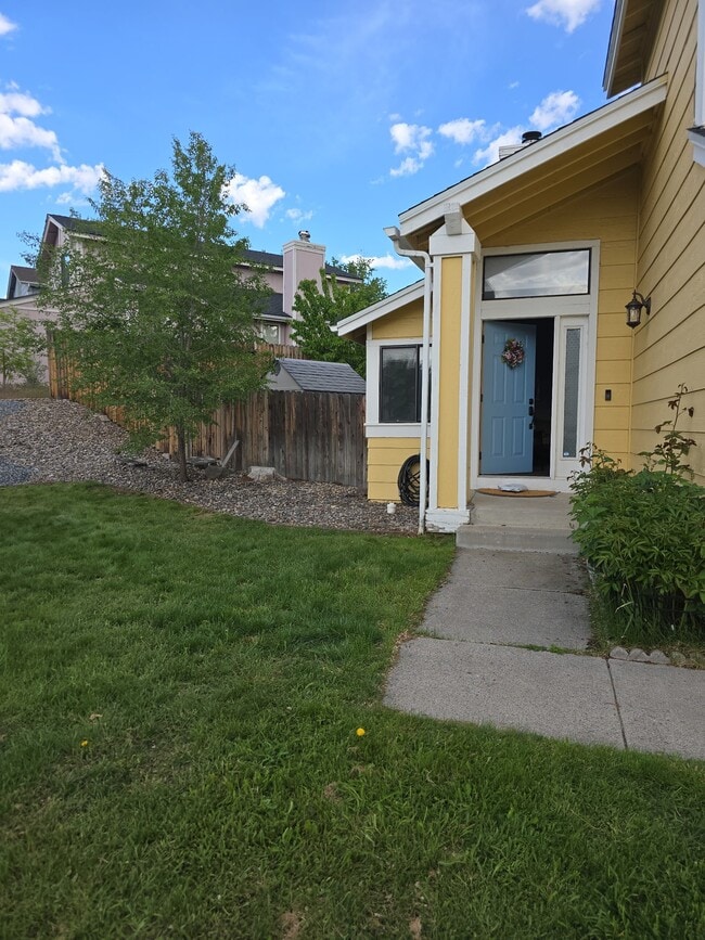 property at 3464 Ridgecrest Dr