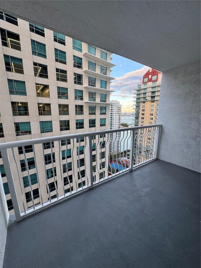 1200 Brickell Bay Dr