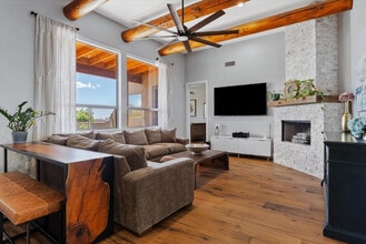 3314 W Here to There Dr in New River, AZ - Building Photo - Building Photo