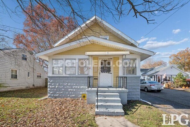 5455 Douglas Rd in Toledo, OH - Building Photo - Building Photo