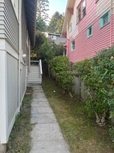 657 Florence Ave in Astoria, OR - Foto de edificio - Building Photo