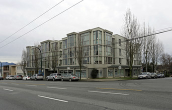 Fraserview Court in Vancouver, BC - Building Photo - Building Photo