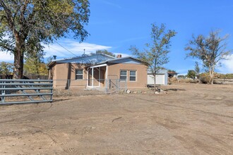 17 Jose I Garcia Rd in Belen, NM - Building Photo - Building Photo