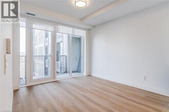 1333 Weber St E in Kitchener, ON - Building Photo - Building Photo