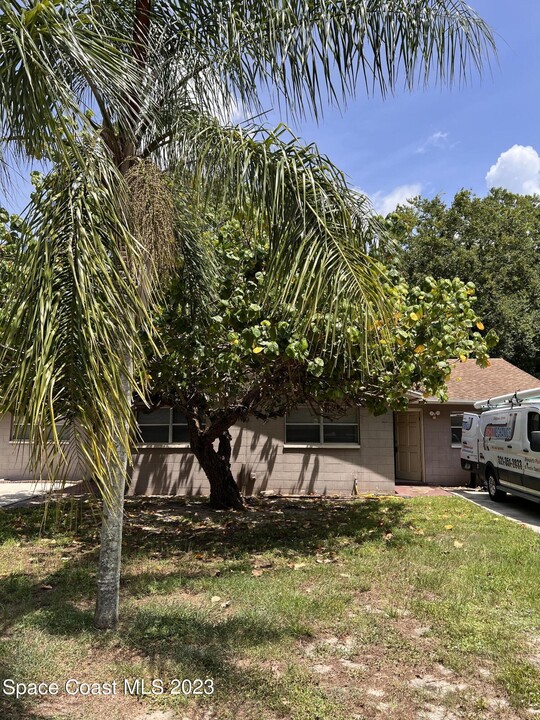 118 Olive St in Cocoa, FL - Building Photo