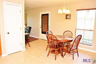 10124 Nashville Ct in Denham Springs, LA - Building Photo - Building Photo