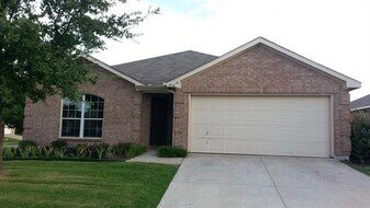 1954 Tawakani Ln in Little Elm, TX - Building Photo