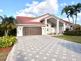 5749 NW 101st Way in Coral Springs, FL - Building Photo