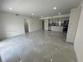 14624 SW 261st Ter, Unit 2 in Homestead, FL - Building Photo - Building Photo