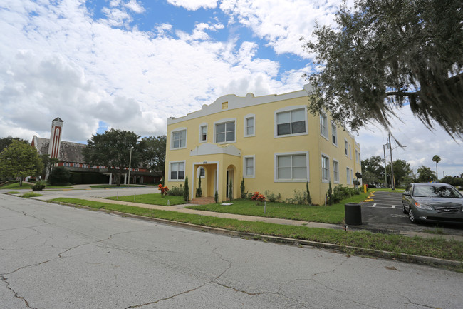 282 E Park Ave in Lake Wales, FL - Building Photo - Building Photo