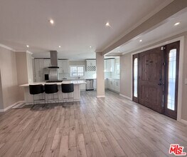 41 Grace Terrace in Pasadena, CA - Building Photo - Building Photo