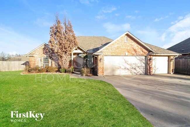 property at 3113 Highland Glen