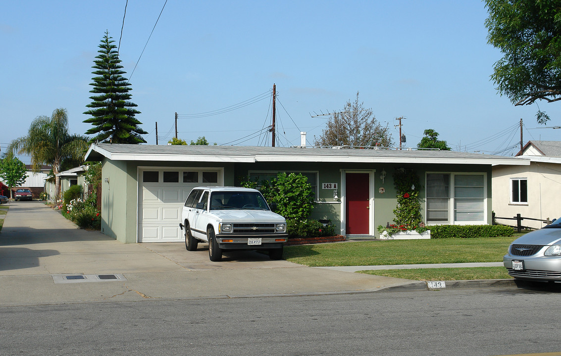 143 E 21st St in Costa Mesa, CA - Building Photo