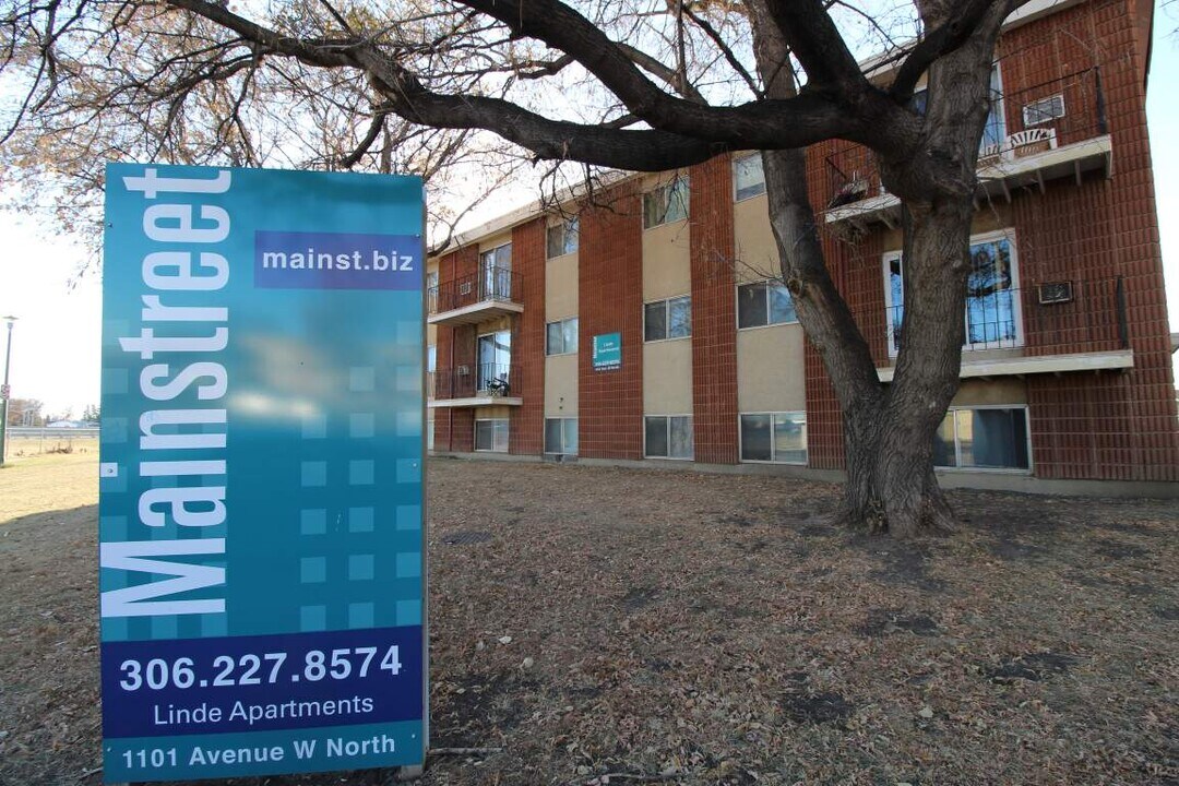 Linde Apartments in Saskatoon, SK - Building Photo