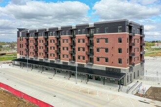 Telegraph Flats in Lincoln, NE - Foto de edificio - Building Photo