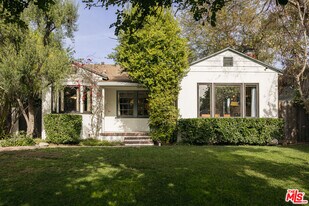 11523 Albers St in Los Angeles, CA - Building Photo
