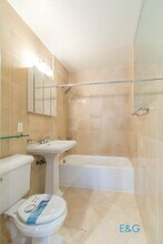 346 E 18th St in New York, NY - Building Photo - Building Photo