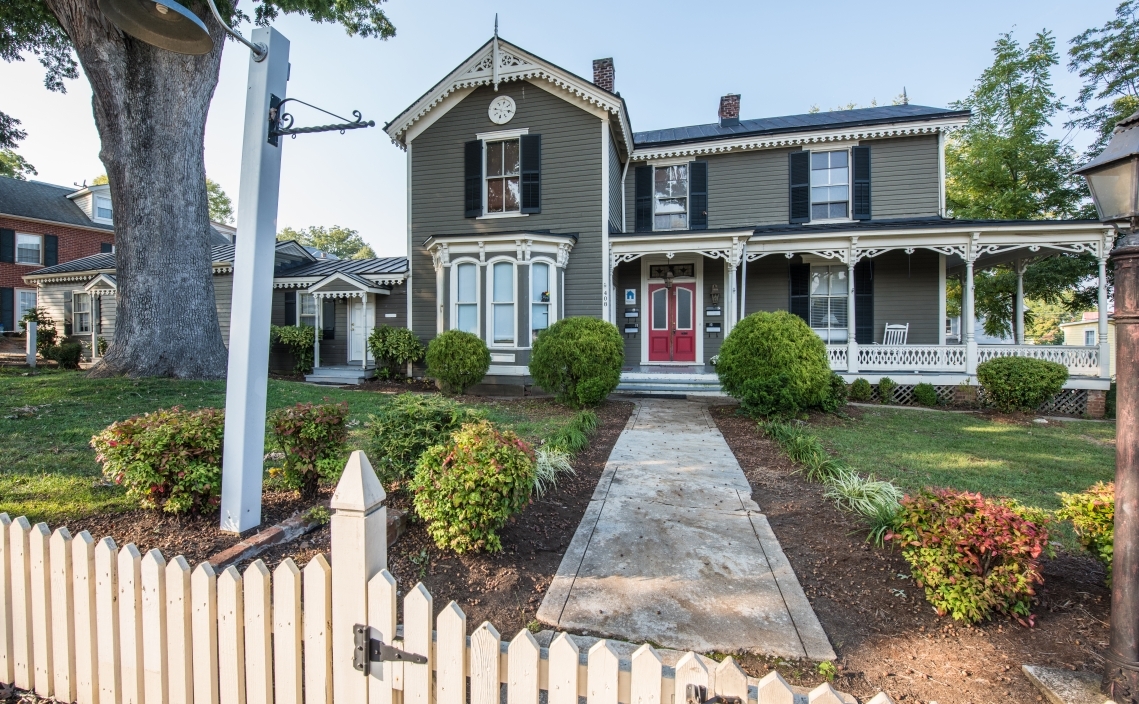 408 High St in Farmville, VA - Building Photo