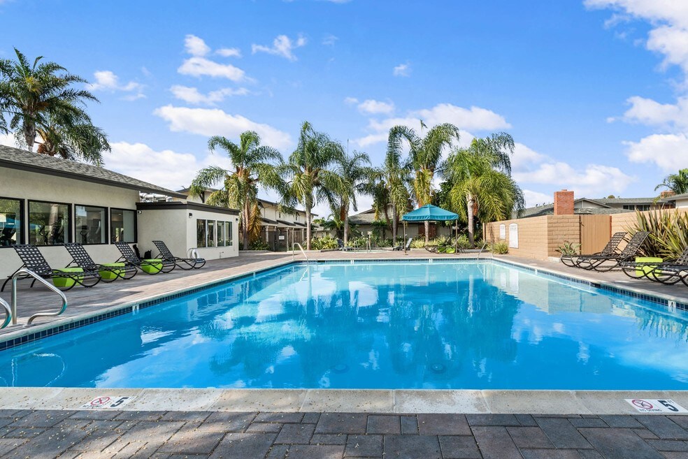 2331 Orange Ave Apartments Costa Mesa, CA Apartments For