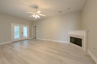 7103 Shady Grove Way in Tallahassee, FL - Building Photo - Building Photo