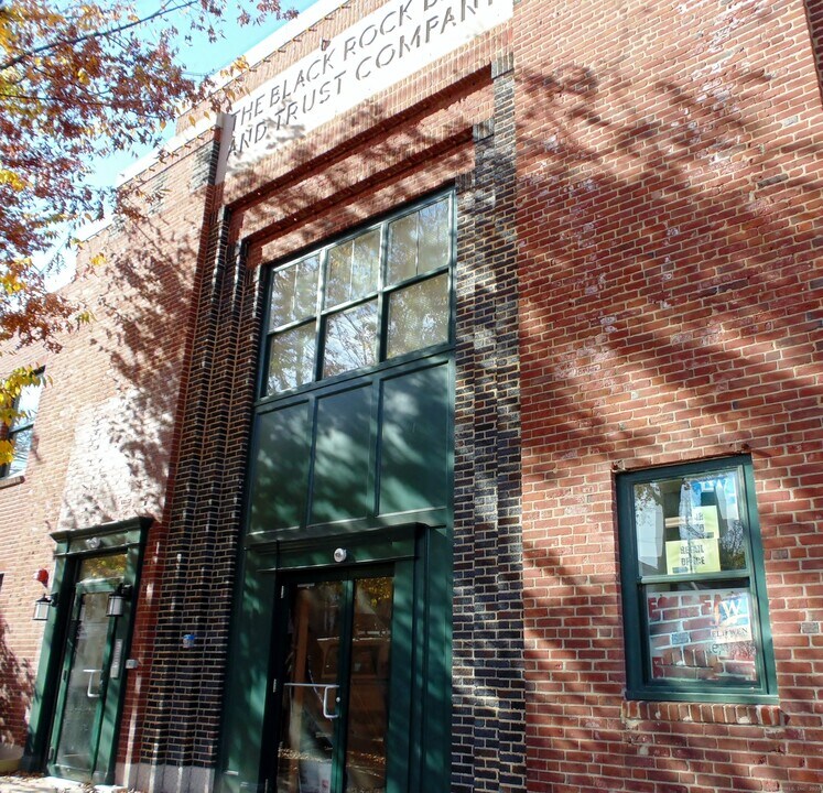 2836 Fairfield Ave in Bridgeport, CT - Building Photo