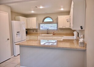 10207 Wayward Wind Ln in Houston, TX - Building Photo - Building Photo