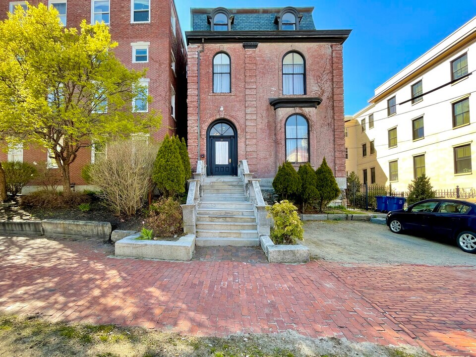 97 Danforth St in Portland, ME - Building Photo