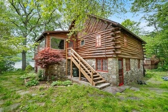 45 Woods Rd in Greenwood Lake, NY - Building Photo - Building Photo